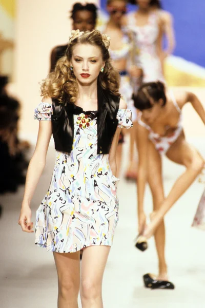 Look 76